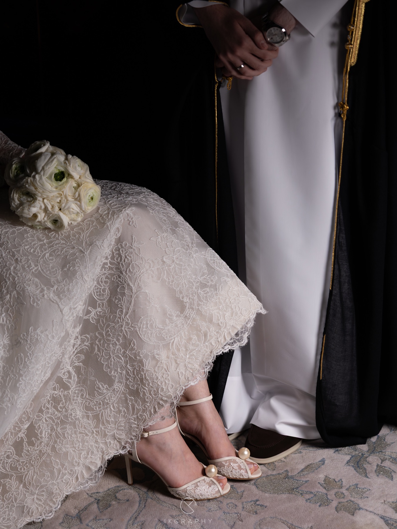 تفاصيل إطلالة عروس من أعمال IKGRAPHY